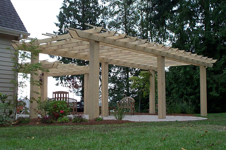 Landscape Services with Hedahl Landscape, Deck & Patio