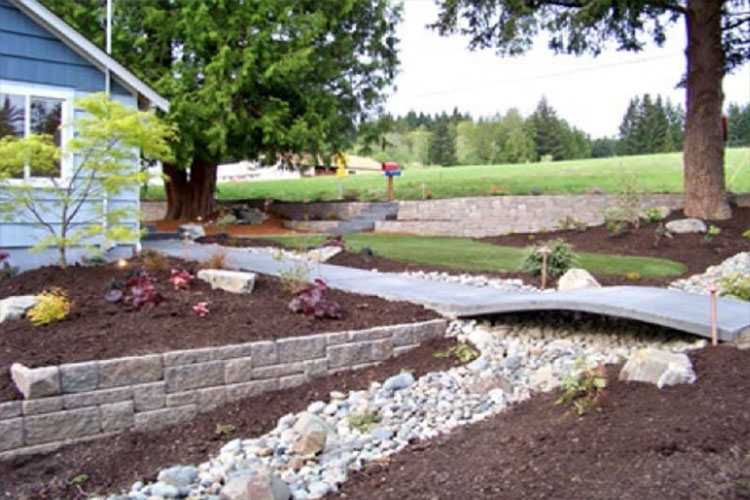 Landscape Services with Hedahl Landscape, Deck & Patio